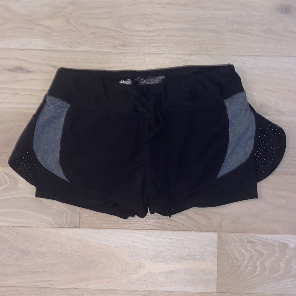 😍😍 Workout Shorts with Built in Spandex!